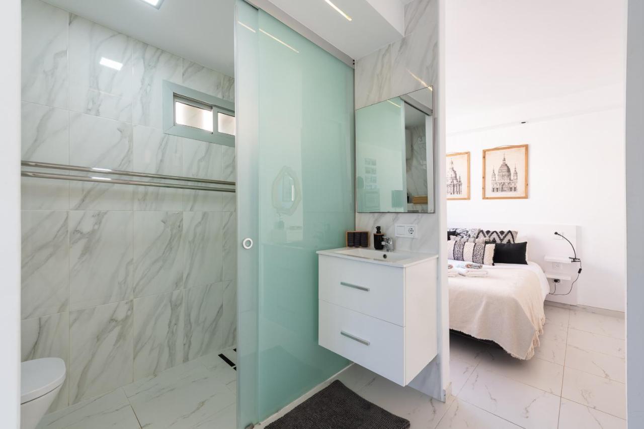 Breeze Sea View Accommodation Las Canteras Las Palmas de Gran Canaria Exterior photo